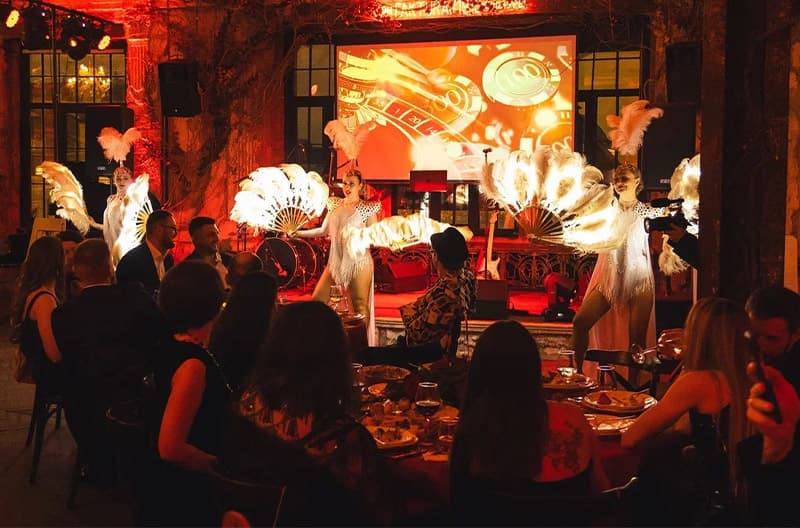 Эксклюзивный показ мод для закрытого сообщества «Восхищение»