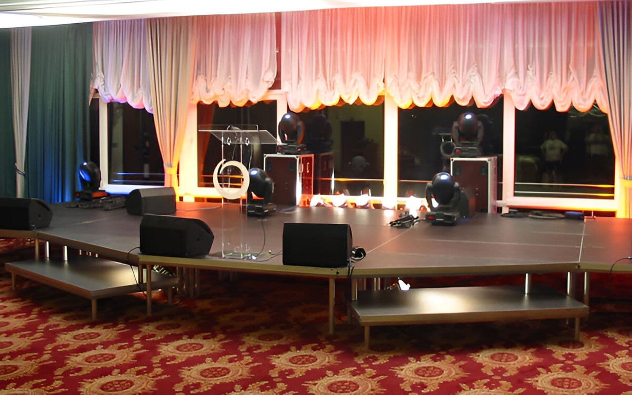 Подиумы, станки сценические